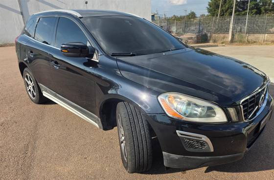 VOLVO XC60 3.0 COMFORT AWD TURBO GASOLINA 4P AUTOMÁTICO VOLVO XC60 3.0 COMFORT AWD TURBO GASOLINA 4P AUTOMÁTICO